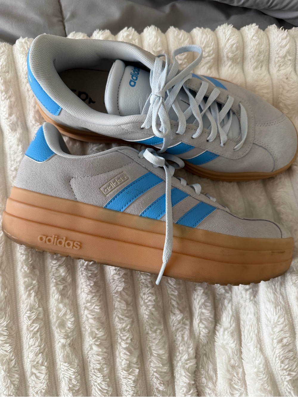 adidas Vl court Platform Sneakers 7.5. EUC.